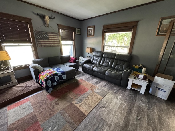 829 11th, FULTON, Illinois 61252, 5 Bedrooms Bedrooms, ,2 BathroomsBathrooms,House,For Sale,11th,202603175