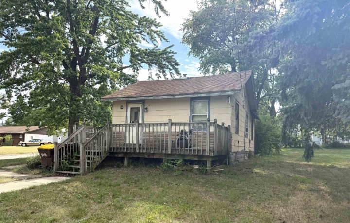 3037 COLLINS, ROCKFORD, Illinois 61109, 2 Bedrooms Bedrooms, ,1 BathroomBathrooms,House,For Sale,COLLINS,202603176