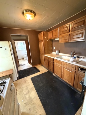 3037 COLLINS, ROCKFORD, Illinois 61109, 2 Bedrooms Bedrooms, ,1 BathroomBathrooms,House,For Sale,COLLINS,202603176