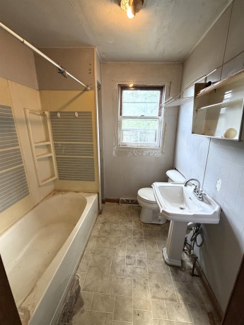 3037 COLLINS, ROCKFORD, Illinois 61109, 2 Bedrooms Bedrooms, ,1 BathroomBathrooms,House,For Sale,COLLINS,202603176