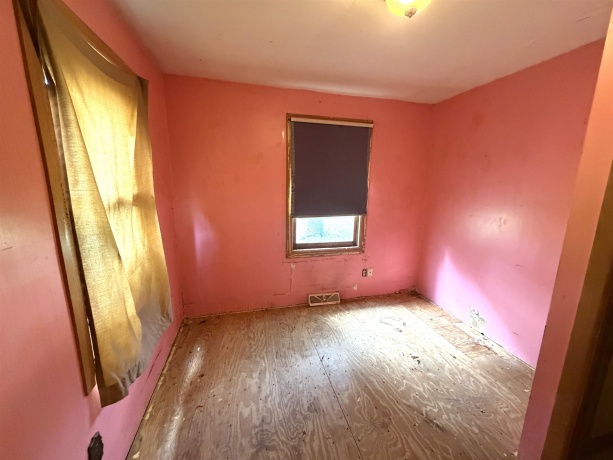 3037 COLLINS, ROCKFORD, Illinois 61109, 2 Bedrooms Bedrooms, ,1 BathroomBathrooms,House,For Sale,COLLINS,202603176