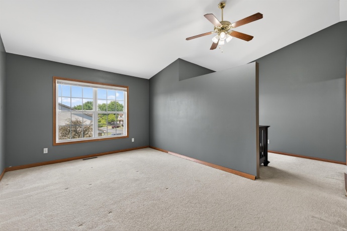 649 Southtowne, BELVIDERE, Illinois 61008, 2 Bedrooms Bedrooms, ,2 BathroomsBathrooms,Condominium,For Sale,Southtowne,202603180
