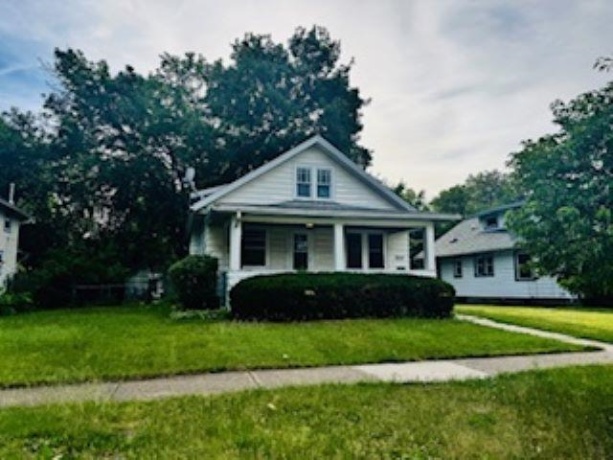 1804 Latham, ROCKFORD, Illinois 61103, 2 Bedrooms Bedrooms, ,1 BathroomBathrooms,House,For Sale,Latham,202603181