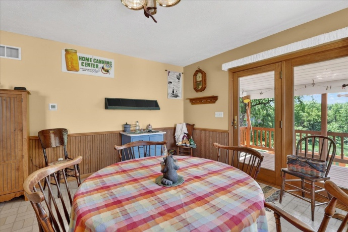 8443 Farm School, ROCK CITY, Illinois 61070, 3 Bedrooms Bedrooms, ,2 BathroomsBathrooms,House,For Sale,Farm School,202603186