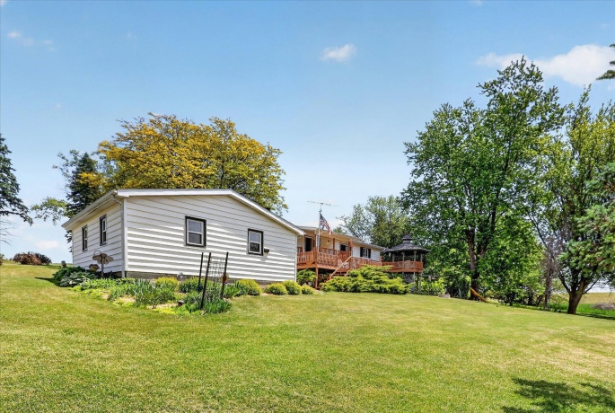 8443 Farm School, ROCK CITY, Illinois 61070, 3 Bedrooms Bedrooms, ,2 BathroomsBathrooms,House,For Sale,Farm School,202603186
