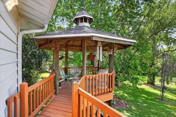 8443 Farm School, ROCK CITY, Illinois 61070, 3 Bedrooms Bedrooms, ,2 BathroomsBathrooms,House,For Sale,Farm School,202603186