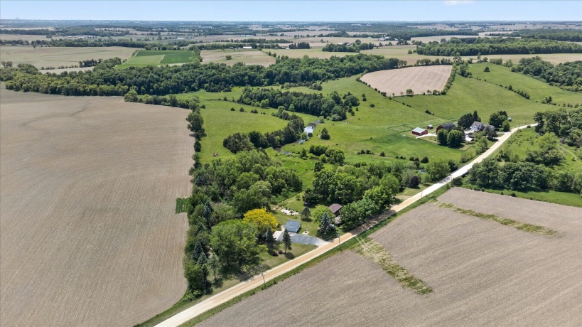 8443 Farm School, ROCK CITY, Illinois 61070, 3 Bedrooms Bedrooms, ,2 BathroomsBathrooms,House,For Sale,Farm School,202603186