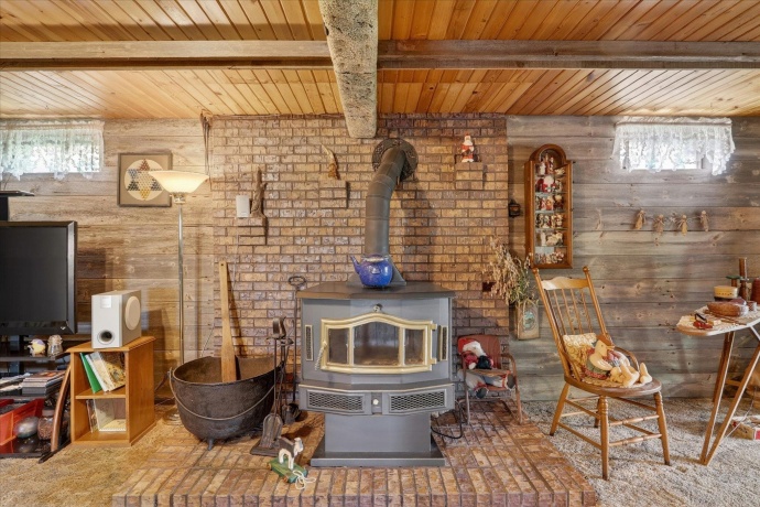 8443 Farm School, ROCK CITY, Illinois 61070, 3 Bedrooms Bedrooms, ,2 BathroomsBathrooms,House,For Sale,Farm School,202603186