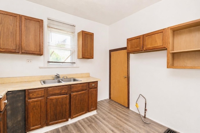 202 Soper, ROCKFORD, Illinois 61107, 3 Bedrooms Bedrooms, ,1 BathroomBathrooms,House,For Sale,Soper,202603166