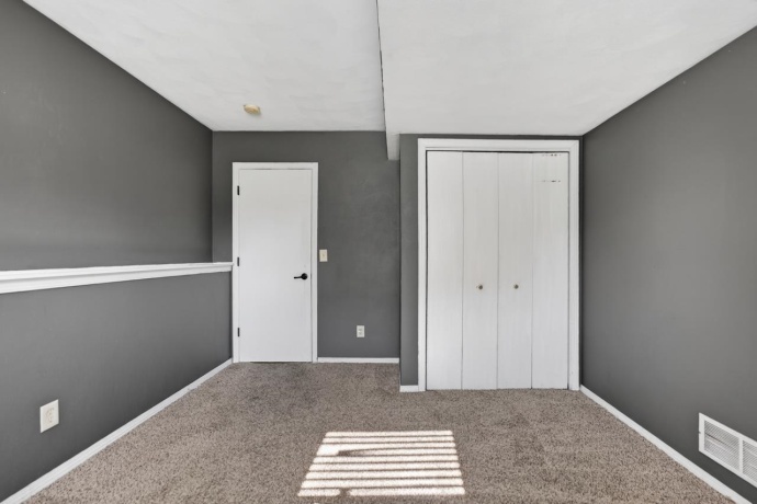 7334 Ashton Villa, ROCKFORD, Illinois 61107, 4 Bedrooms Bedrooms, ,2 BathroomsBathrooms,House,For Sale,Ashton Villa,202603188