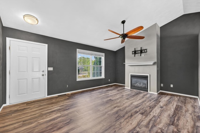 7334 Ashton Villa, ROCKFORD, Illinois 61107, 4 Bedrooms Bedrooms, ,2 BathroomsBathrooms,House,For Sale,Ashton Villa,202603188