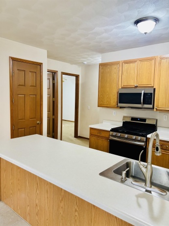 10161 Metalmark Lane #2, ROSCOE, Illinois 61073, 2 Bedrooms Bedrooms, ,2 BathroomsBathrooms,Condominium,For Sale,Metalmark Lane #2,202603189