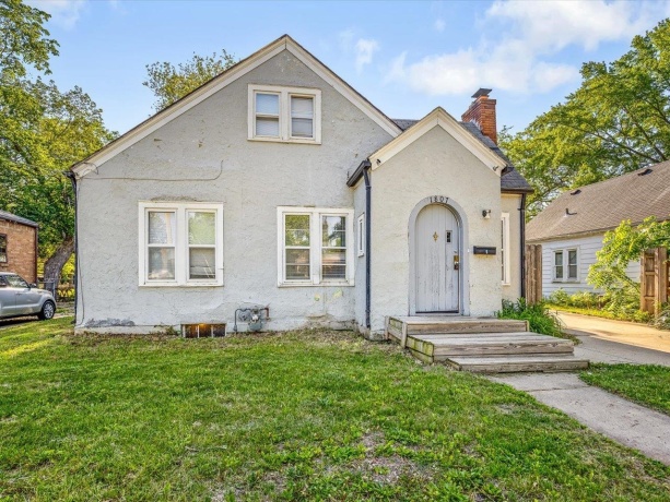 1807 Carney, ROCKFORD, Illinois 61103, 3 Bedrooms Bedrooms, ,1 BathroomBathrooms,House,For Sale,Carney,202603192