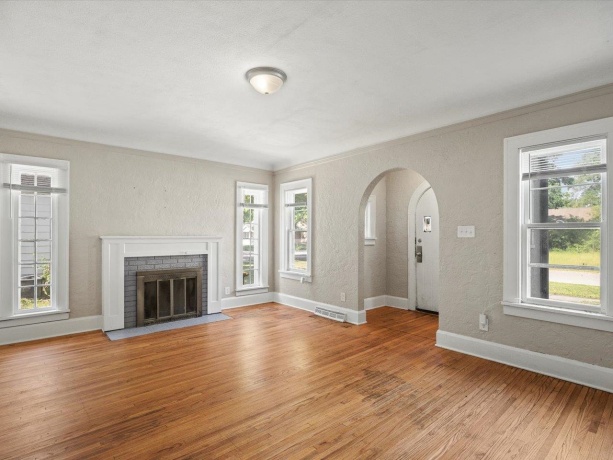 1807 Carney, ROCKFORD, Illinois 61103, 3 Bedrooms Bedrooms, ,1 BathroomBathrooms,House,For Sale,Carney,202603192