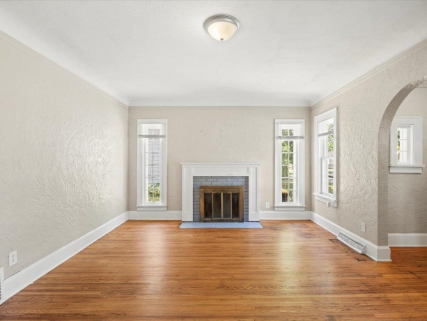1807 Carney, ROCKFORD, Illinois 61103, 3 Bedrooms Bedrooms, ,1 BathroomBathrooms,House,For Sale,Carney,202603192