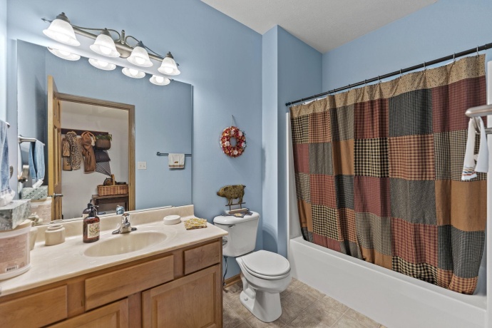 2517 Sandhutton, ROCKFORD, Illinois 61108, 2 Bedrooms Bedrooms, ,2 BathroomsBathrooms,Condominium,For Sale,Sandhutton,202603193