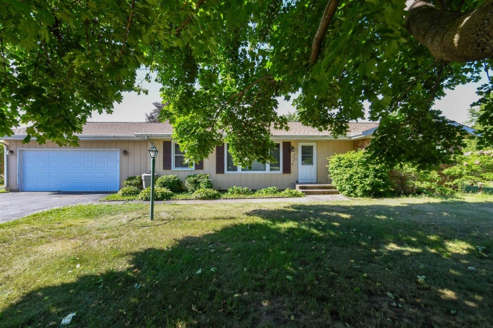 5859 Hugh, SOUTH BELOIT, Illinois 61080, 3 Bedrooms Bedrooms, ,1 BathroomBathrooms,House,For Sale,Hugh,202603197