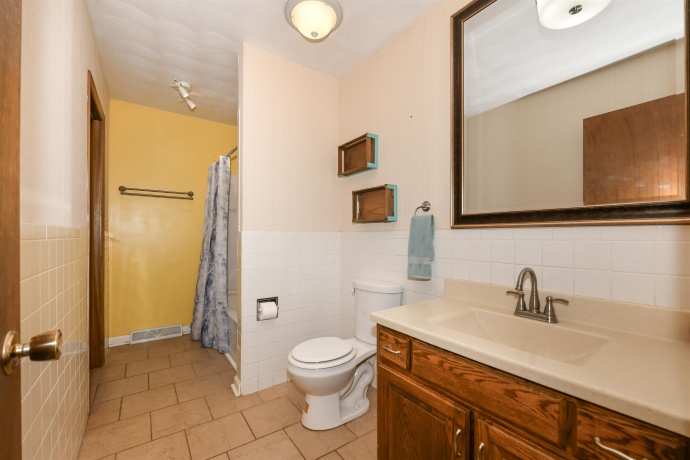 5859 Hugh, SOUTH BELOIT, Illinois 61080, 3 Bedrooms Bedrooms, ,1 BathroomBathrooms,House,For Sale,Hugh,202603197