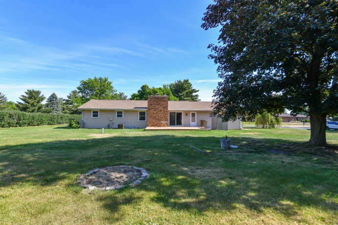 5859 Hugh, SOUTH BELOIT, Illinois 61080, 3 Bedrooms Bedrooms, ,1 BathroomBathrooms,House,For Sale,Hugh,202603197
