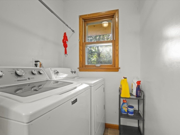 131 Dawn, ROCKFORD, Illinois 61107, 3 Bedrooms Bedrooms, ,2 BathroomsBathrooms,House,For Sale,Dawn,202603198