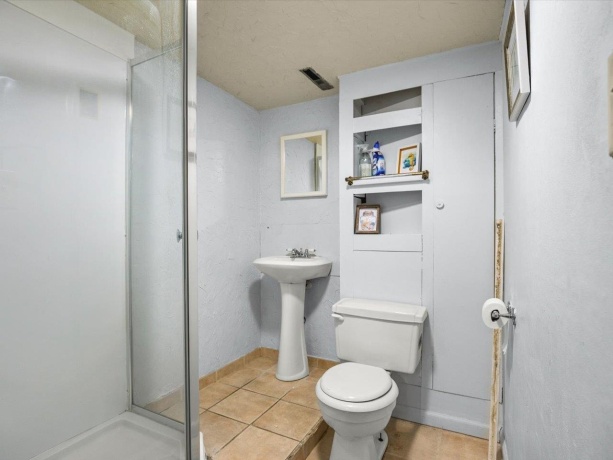 131 Dawn, ROCKFORD, Illinois 61107, 3 Bedrooms Bedrooms, ,2 BathroomsBathrooms,House,For Sale,Dawn,202603198