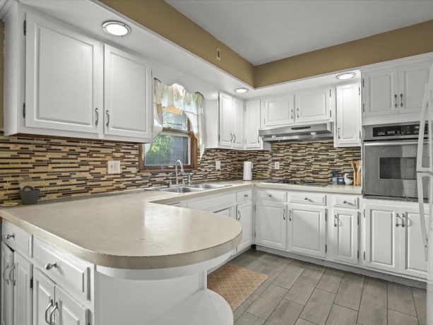 131 Dawn, ROCKFORD, Illinois 61107, 3 Bedrooms Bedrooms, ,2 BathroomsBathrooms,House,For Sale,Dawn,202603198