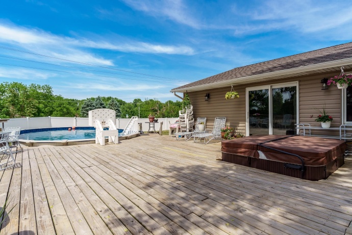 10444 ROCK, ROSCOE, Illinois 61073, 3 Bedrooms Bedrooms, ,2 BathroomsBathrooms,House,For Sale,ROCK,202603199
