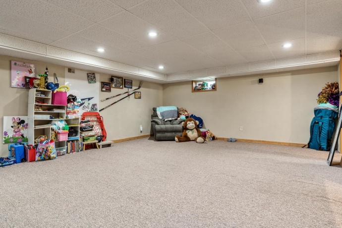 10444 ROCK, ROSCOE, Illinois 61073, 3 Bedrooms Bedrooms, ,2 BathroomsBathrooms,House,For Sale,ROCK,202603199