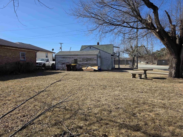 2802 8th St, ROCKFORD, Illinois 61109, 3 Bedrooms Bedrooms, ,1 BathroomBathrooms,House,For Sale,8th St,202603208