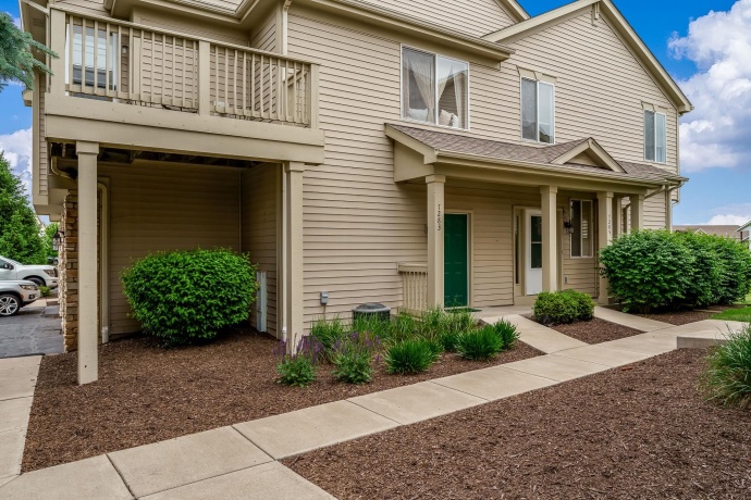 7283 Mabels, LOVES PARK, Illinois 61111, 2 Bedrooms Bedrooms, ,1 BathroomBathrooms,Condominium,For Sale,Mabels,202603209