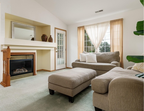 7283 Mabels, LOVES PARK, Illinois 61111, 2 Bedrooms Bedrooms, ,1 BathroomBathrooms,Condominium,For Sale,Mabels,202603209