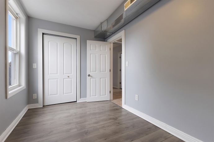 4716 Loomis, CHICAGO, Illinois 60609, ,2 Units,For Sale,Loomis,202603210