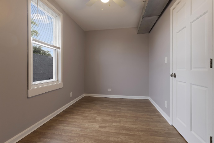 4716 Loomis, CHICAGO, Illinois 60609, ,2 Units,For Sale,Loomis,202603210