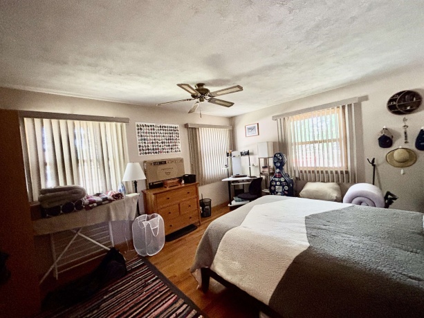 306 Beacon, BELVIDERE, Illinois 61008, 5 Bedrooms Bedrooms, ,3 BathroomsBathrooms,House,For Sale,Beacon,202603211