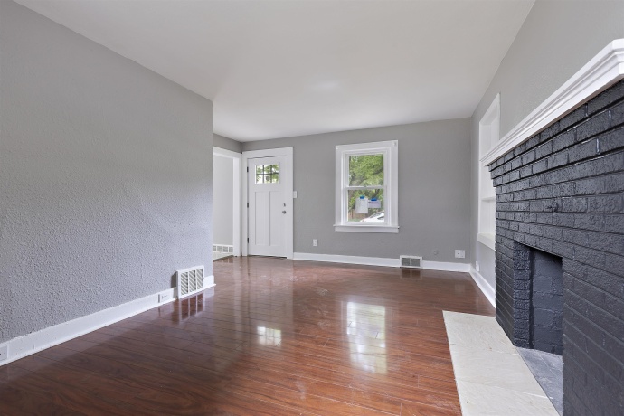 1322 Garrison, ROCKFORD, Illinois 61103, 3 Bedrooms Bedrooms, ,1 BathroomBathrooms,House,For Sale,Garrison,202603212