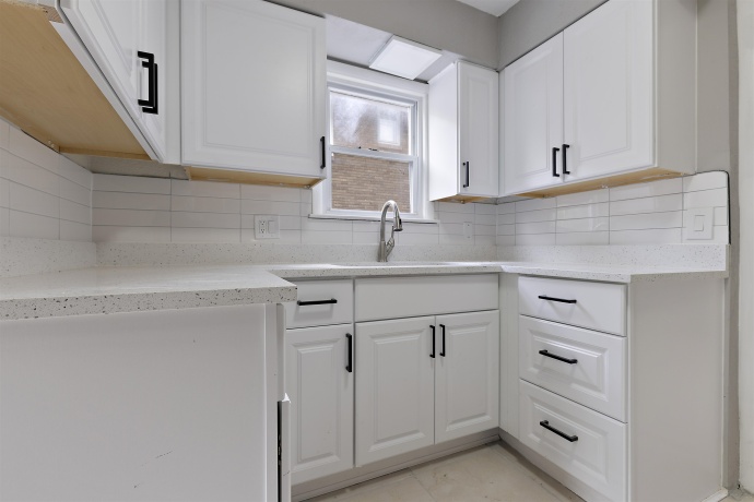 1322 Garrison, ROCKFORD, Illinois 61103, 3 Bedrooms Bedrooms, ,1 BathroomBathrooms,House,For Sale,Garrison,202603212