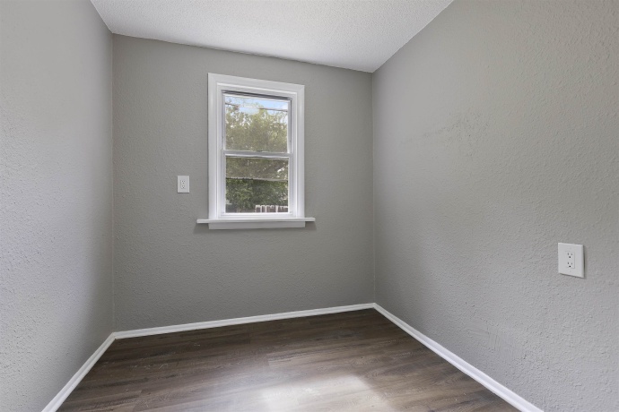 1322 Garrison, ROCKFORD, Illinois 61103, 3 Bedrooms Bedrooms, ,1 BathroomBathrooms,House,For Sale,Garrison,202603212