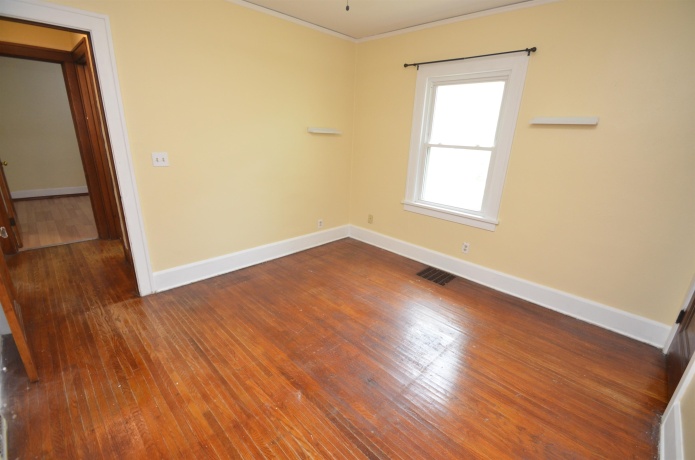 923 17th, ROCKFORD, Illinois 61104, 4 Bedrooms Bedrooms, ,1 BathroomBathrooms,House,For Sale,17th,202603213