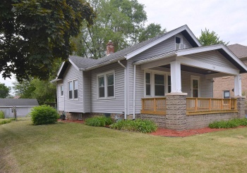 923 17th, ROCKFORD, Illinois 61104, 4 Bedrooms Bedrooms, ,1 BathroomBathrooms,House,For Sale,17th,202603213