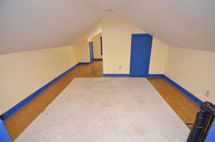 923 17th, ROCKFORD, Illinois 61104, 4 Bedrooms Bedrooms, ,1 BathroomBathrooms,House,For Sale,17th,202603213
