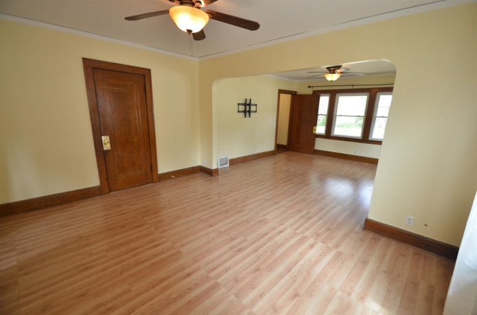 923 17th, ROCKFORD, Illinois 61104, 4 Bedrooms Bedrooms, ,1 BathroomBathrooms,House,For Sale,17th,202603213