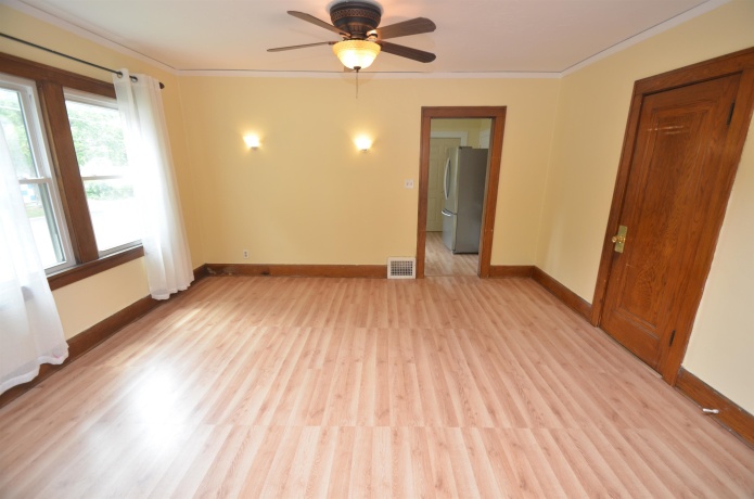 923 17th, ROCKFORD, Illinois 61104, 4 Bedrooms Bedrooms, ,1 BathroomBathrooms,House,For Sale,17th,202603213