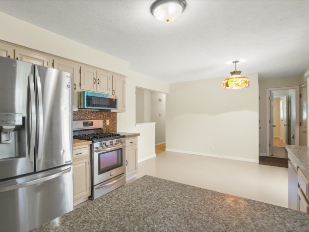 619 Windfield, MACHESNEY PARK, Illinois 61115, 3 Bedrooms Bedrooms, ,1 BathroomBathrooms,House,For Sale,Windfield,202603215