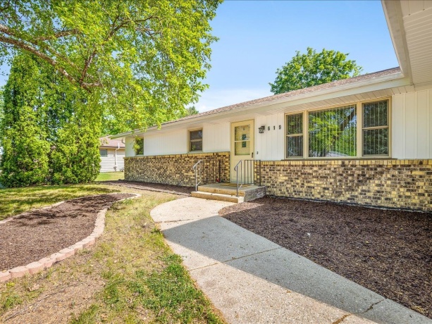 619 Windfield, MACHESNEY PARK, Illinois 61115, 3 Bedrooms Bedrooms, ,1 BathroomBathrooms,House,For Sale,Windfield,202603215