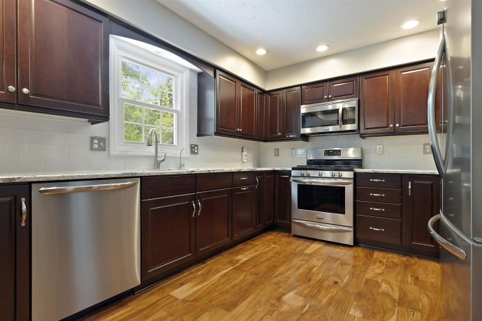 2606 POINT O WOODS, ROCKFORD, Illinois 61114, 4 Bedrooms Bedrooms, ,2 BathroomsBathrooms,House,For Sale,POINT O WOODS,202603217
