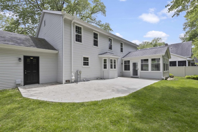 2606 POINT O WOODS, ROCKFORD, Illinois 61114, 4 Bedrooms Bedrooms, ,2 BathroomsBathrooms,House,For Sale,POINT O WOODS,202603217