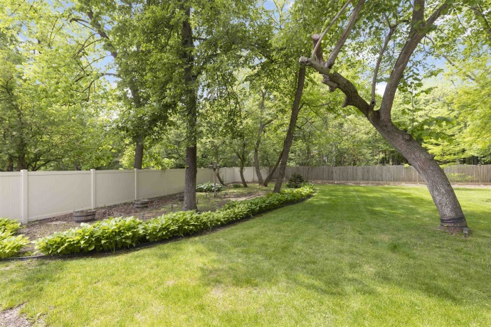 2606 POINT O WOODS, ROCKFORD, Illinois 61114, 4 Bedrooms Bedrooms, ,2 BathroomsBathrooms,House,For Sale,POINT O WOODS,202603217