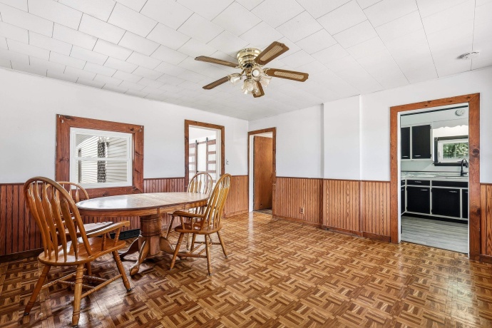 804 Walnut, THOMSON, Illinois 61285, 4 Bedrooms Bedrooms, ,1 BathroomBathrooms,House,For Sale,Walnut,202603218