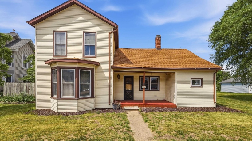 804 Walnut, THOMSON, Illinois 61285, 4 Bedrooms Bedrooms, ,1 BathroomBathrooms,House,For Sale,Walnut,202603218