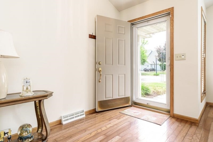 7152 MEADOW, ROCKFORD, Illinois 61114, 3 Bedrooms Bedrooms, ,3 BathroomsBathrooms,House,For Sale,MEADOW,202603219